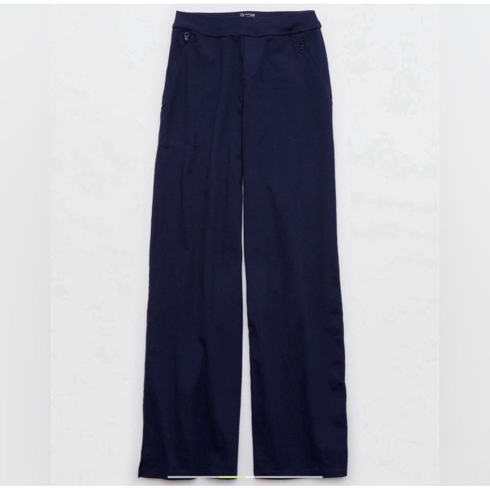 OFFLINE By Aerie The Hugger Trouser M